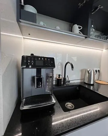 Apartment Gran Capital - Vodoley Rose Garden !free Parking! *