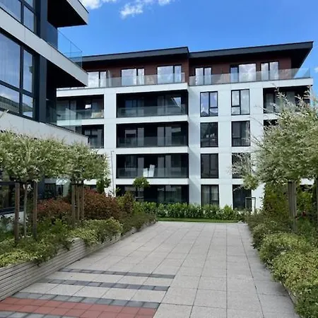 Apartment Gran Capital - Vodoley Rose Garden !free Parking! *