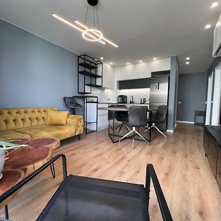 Gran Capital - Vodoley Rose Garden !free Parking! Apartman